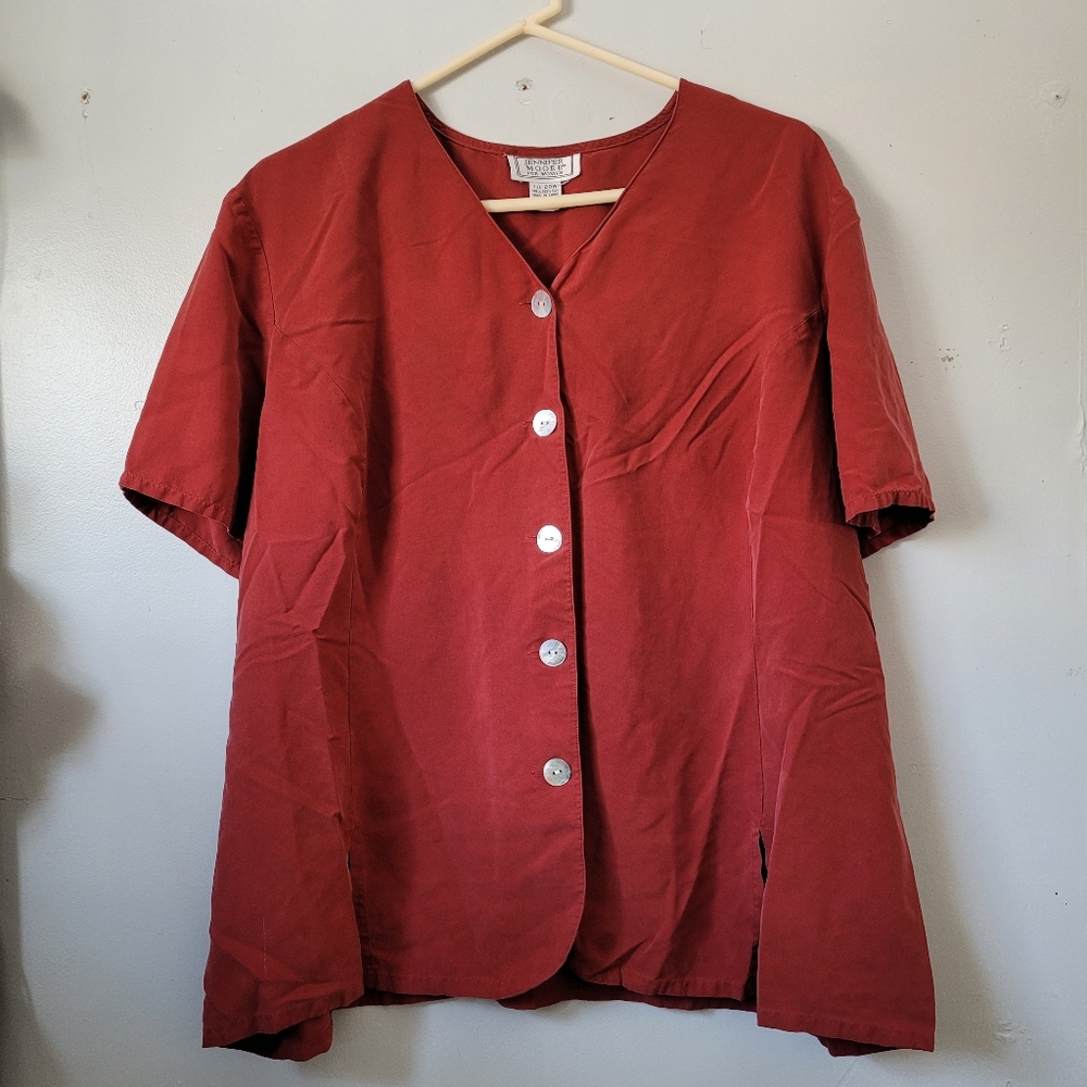100% silk JENNIFER MOORE Women's Red Button-Up BLOUSE